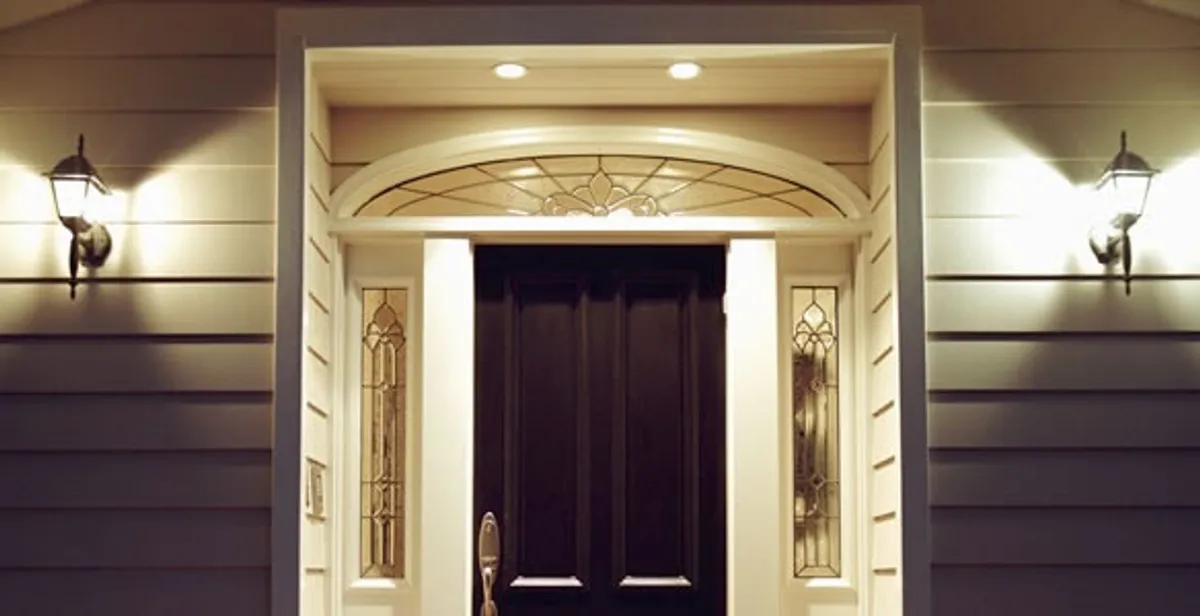 security light installation services with professionally installed entryway lighting in Miami, FL